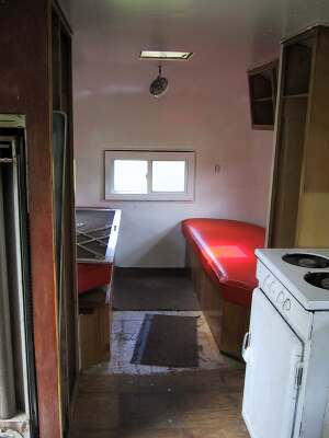 {short description of image}